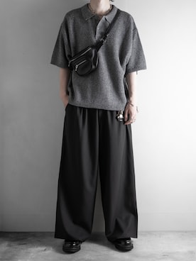 「WYM LIDNM（ウィム バイ リドム）の【WYM LIDNM】SHRINK EMBOSS LEATHER BODY BAG（ボディバッグ/ウエストポーチ、ブラック系）」を使った、hopeさん（メンズ・168cm）の春コーディネート