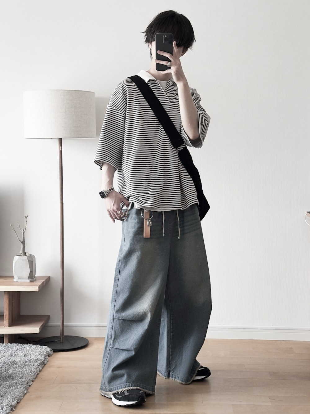 hopeさんの「【RUUBON】rustic basic big Tee / ラスティック ベーシック ビッグ Tシャツ（RUUBON）」を使ったコーディネートの1枚目の写真
