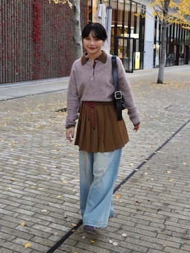 「アイテム（デニムパンツ）」を使った、オクユウカさん（レディース・159cm）の秋コーディネート