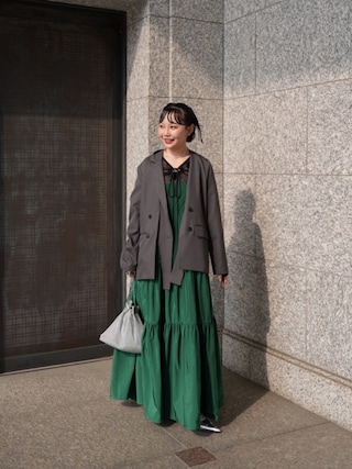 「SMELLY（スメリー）のベロアリボン2セットヘアピン（バレッタ/ヘアクリップ）」を使った、オクユウカさん（レディース・159cm）の春コーディネート