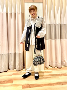 「ガーリーコーデ」｜「アイテム（スウェットパンツ）」を使った、えりさん（レディース・150cm）の秋コーディネート