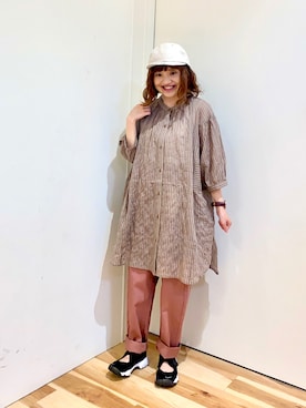 「ブラウンコーデ」｜「アイテム（帽子）」を使った、えりさん（レディース・150cm）の夏コーディネート