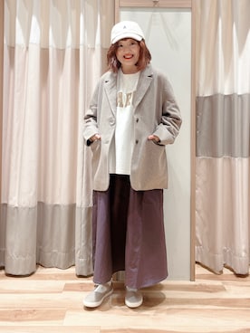 「カーゴスカート」｜「アイテム（ノーカラージャケット）」を使った、えりさん（レディース・150cm）の秋コーディネート