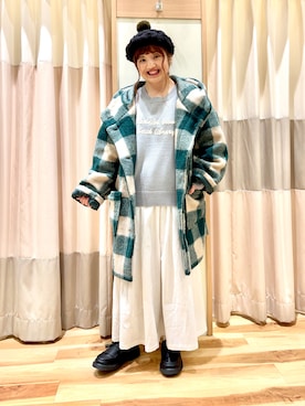 「ロゴニット」｜「アイテム（ハンチング/ベレー帽）」を使った、えりさん（レディース・150cm）の冬コーディネート