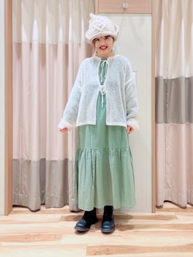 「Samansa Mos2（サマンサ モスモス）の透かしニットカーディガン（カーディガン/ボレロ）」を使った、えりさん（レディース・150cm）の冬コーディネート