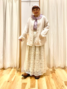 「レーススカート」｜「アイテム（ノーカラージャケット）」を使った、えりさん（レディース・150cm）の春コーディネート