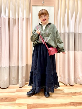 「メロートップス」｜「アイテム（その他シューズ）」を使った、えりさん（レディース・150cm）の秋コーディネート