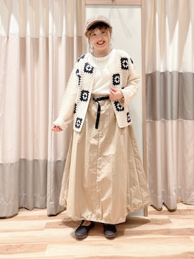 「メロートップス」｜「アイテム（帽子）」を使った、えりさん（レディース・150cm）の秋コーディネート