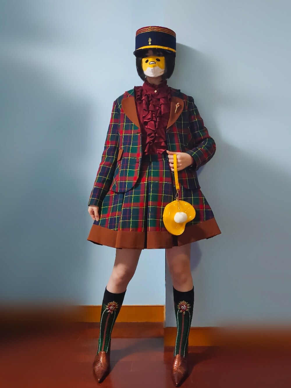 「石三公社のフランス軍 ケピ帽（帽子、ブルー系）」を使った、步同さん（レディース・162cm）の秋コーディネートの1枚目の写真