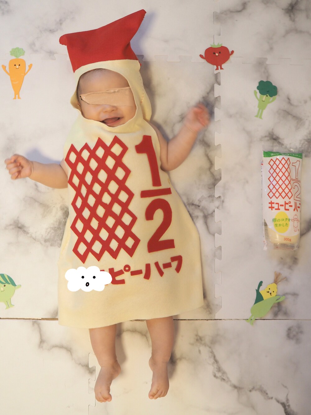 ベージュ系のその他ベビー用品を着用したキッズの夏コーディネートの1枚目の写真