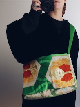 「アイテム（メッセンジャーバッグ）」を使った、飾人-shokunin-さん（レディース・153cm）の冬コーディネート