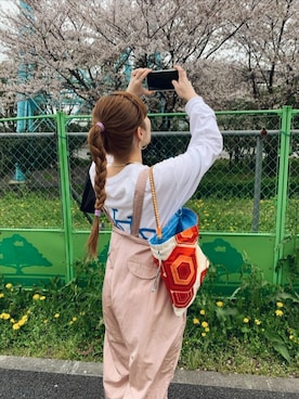 「BEAMS（ビームス）のアイテム（トップス）」を使った、飾人-ショクニン-さん（レディース・153cm）の春コーディネート
