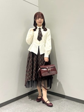 「アイテム（パンプス）」を使った、F i.n.tさん（レディース・153cm）の秋コーディネート