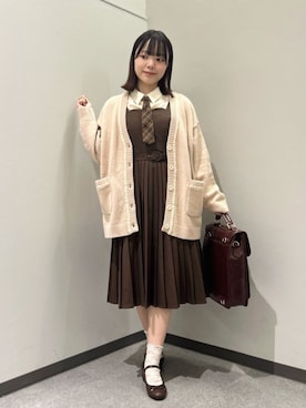 「ブラウンコーデ」｜「アイテム（ジャンパースカート）」を使った、F i.n.tさん（レディース・153cm）の秋コーディネート
