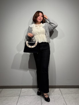 「アイテム（デニムパンツ）」を使った、F i.n.tさん（レディース・163cm）の秋コーディネート