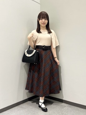 「an another angelus（アンアナザーアンジェラス）の刺繍入りクロスストラップパンプス（パンプス）」を使った、F i.n.tさん（レディース・153cm）の秋コーディネート