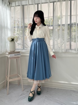 「アイテム（パンプス、ブルー系）」を使った、F i.n.tさん（レディース・157cm）の秋コーディネート