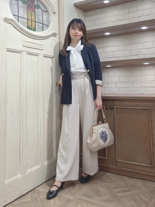 か*さ様 SHIPS for women パールモチーフ バック フレア ジレ ワンハンドルラウンドバッグ Cheers 4696 – ペレボルサ公式オンライン