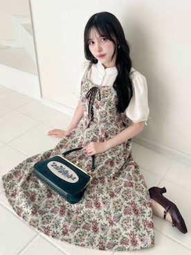 「アイテム（パンプス、レッド系）」を使った、F i.n.tさん（レディース・157cm）の秋コーディネート