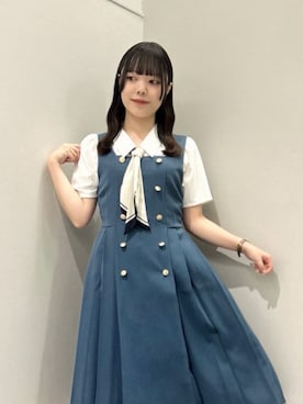 「アイテム（ジャンパースカート）」を使った、F i.n.tさん（レディース・153cm）の秋コーディネート