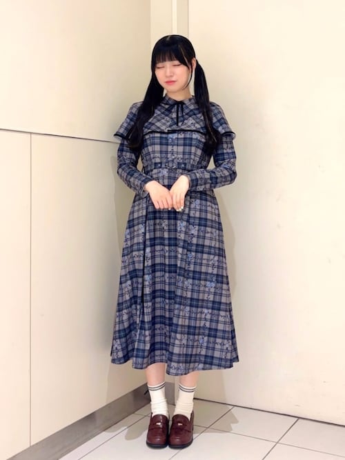 プチフラワーチェック柄ケープ付きワンピース（ワンピース）｜F i.n.t