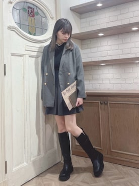 「アイテム（ジャンパースカート）」を使った、F i.n.tさん（レディース・163cm）の秋コーディネート