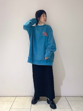 「PAGEBOY（ページボーイ）のクラックカレッジBIGスウェット（スウェット）」を使った、anninさん（レディース・152cm）の冬コーディネート