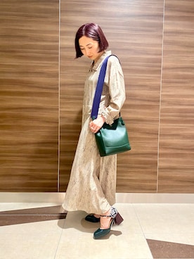 「アイテム（パンプス、グリーン系）」を使った、ナベさん（レディース・150cm）の秋コーディネート