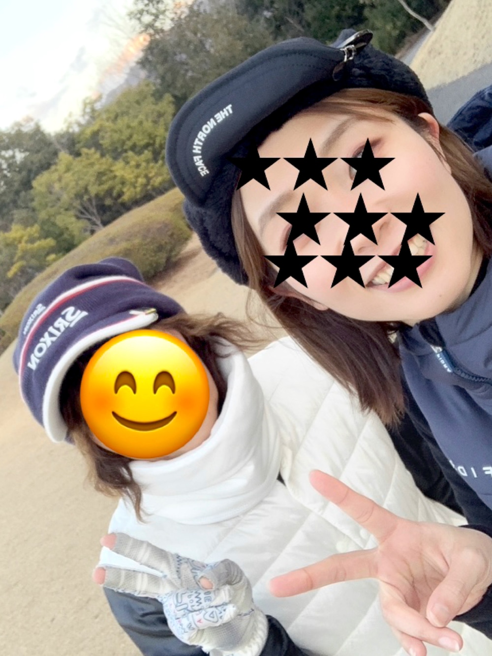 「THE NORTH FACE、ダウンジャケット、ダウンベスト、ゴルフ、ゴルフ女子」｜「THE NORTH FACEのTHE NORTH FACE EXPEDITION CAP / ザ・ノース・フェイス エクスペディションキャップ（キャップ、ブラック系）」を使った、みむさん（レディース・156cm）の冬コーディネートの1枚目の写真