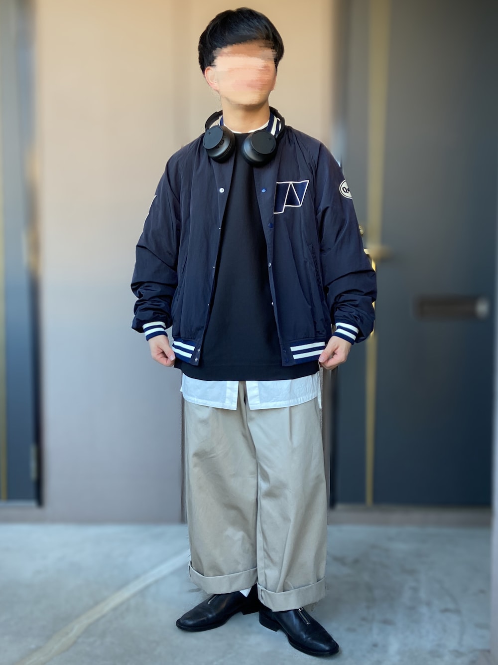 「Puras、Traditional Weatherwear、ISHMM、SONY、UNITED ARROWS & SONS、THE HINOKI、ジップシューズ、革靴、低身長男子、スタジャン、バンドカラーシャツ、ロングシャツ」｜「ISHMMのISHMM ZIPレザーシューズ（ドレスシューズ、ブラック系）」を使った、おます@低身長(159cm)さん（メンズ・159cm）の冬コーディネートの1枚目の写真