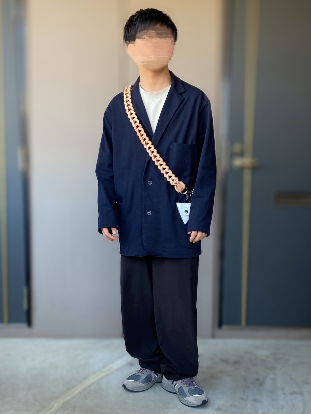 「FRUIT OF THE LOOM、FreshService、New Balance、NODZOKU、FREAK’Ｓ STORE、別注、MHL.、低身長男子、スニーカー、スウェットジャケット、UNIQLO、UNIQLO U」｜「NEW BALANCEの＜New Balance＞ M2002R GTX/スニーカー（スニーカー、グレー系）」を使った、おます@低身長(159cm)さん（骨格ストレート・メンズ・159cm）の春コーディネートの1枚目の写真