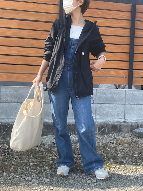 Mila Owen（ミラオーウェン）の「シガレットセンタープレス