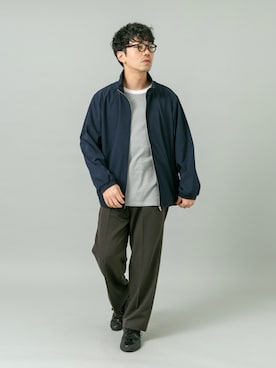 「URBAN RESEARCH ROSSO MEN（アーバンリサーチロッソメン）の『WEB限定』『吸水 / 速乾』Air Stretch スタンドブルゾン（ブルゾン、ブルー系）」を使った、horiguchiさん（メンズ・172cm）の春コーディネート