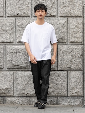 「URBAN RESEARCH ROSSO MEN（アーバンリサーチロッソメン）のハイクオリティリラックスフィットTシャツ（Tシャツ/カットソー、ホワイト系）」を使った、horiguchiさん（メンズ・172cm）の春コーディネート