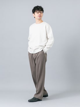 「URBAN RESEARCH ROSSO（アーバンリサーチロッソ）の『MADE IN JAPAN』ハイクオリティシルケットスウェット（スウェット、ホワイト系）」を使った、horiguchiさん（メンズ・172cm）の秋コーディネート