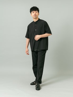 「URBAN RESEARCH ROSSO MEN（アーバンリサーチロッソメン）の『WEB限定』『XLサイズあり』『吸水速乾』Air Stretch バンドカラーシャツ（シャツ/ブラウス、ブラック系）」を使った、horiguchiさん（メンズ・172cm）の春コーディネート