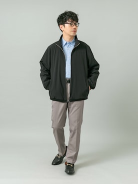 「URBAN RESEARCH ROSSO MEN（アーバンリサーチロッソメン）のストレッチチノスラックス（その他パンツ、グレー系）」を使った、horiguchiさん（メンズ・172cm）の春コーディネート