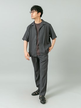 「URBAN RESEARCH ROSSO MEN（アーバンリサーチロッソメン）の『セットアップ対応』『防シワ』サマーウール調ストレートスラックス（その他パンツ、グレー系）」を使った、horiguchiさん（メンズ・172cm）の春コーディネート