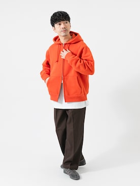 「URBAN RESEARCH（アーバンリサーチ）の『26-31サイズ』『別注』adidas×URBAN RESEARCH　TOBACCO（スニーカー、グレー系）」を使った、horiguchiさん（メンズ・172cm）の秋コーディネート