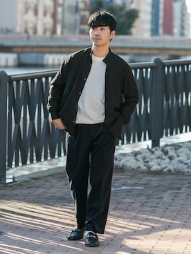 「アイテム（スラックス）」を使った、horiguchiさん（メンズ・172cm）の秋コーディネート