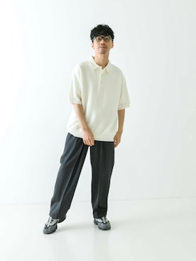 「URBAN RESEARCH（アーバンリサーチ）のアイテム（ニット/セーター）」を使った、horiguchiさん（メンズ・172cm）の春コーディネート