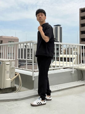 「URBAN RESEARCH ROSSO MEN（アーバンリサーチロッソメン）の『WEB限定』『XLサイズあり』『吸水速乾』Air Stretch ポロシャツ（ポロシャツ、ブラック系）」を使った、horiguchiさん（メンズ・172cm）の夏コーディネート