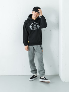 「アイテム（スウェット）」を使った、horiguchiさん（メンズ・172cm）の秋コーディネート