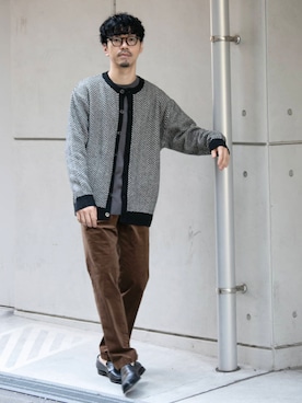 「URBAN RESEARCH ROSSO MEN（アーバンリサーチロッソメン）のアイテム（カーディガン/ボレロ）」を使った、horiguchiさん（メンズ・172cm）の秋コーディネート