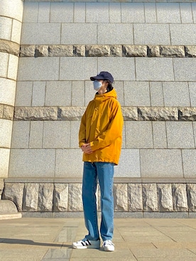 「yellow」｜「アイテム（キャップ）」を使った、Kang Wooさん（メンズ・181cm）の冬コーディネート