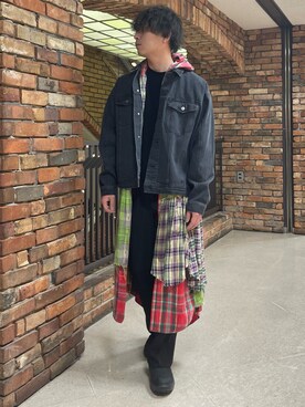 「SPINNS（スピンズ）のアイテム（デニムジャケット）」を使った、Kenji Sugiyamaさん（メンズ・178cm）の冬コーディネート
