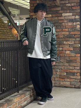 「SPINNS（スピンズ）のアイテム（チノパンツ）」を使った、Kenji Sugiyamaさん（メンズ・178cm）の冬コーディネート