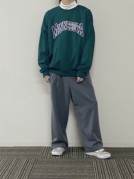 「BASQUE magenta（バスクマゼンタ）のアイテム（スウェット）」を使った、UNOさん（メンズ・172cm）の冬コーディネート
