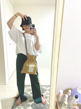 「ADER error（アーダーエラー）のアイテム（スマホケース/カバー）」を使った、ゆうなさん（レディース・155cm）の秋コーディネート