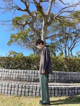 「MHL.」｜「アイテム（腕時計）」を使った、モアイさん（メンズ・174cm）の春コーディネート